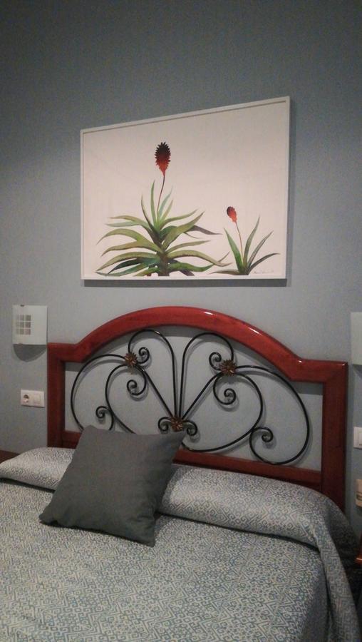 Hostal Azahar กอร์โดบา ภายนอก รูปภาพ
