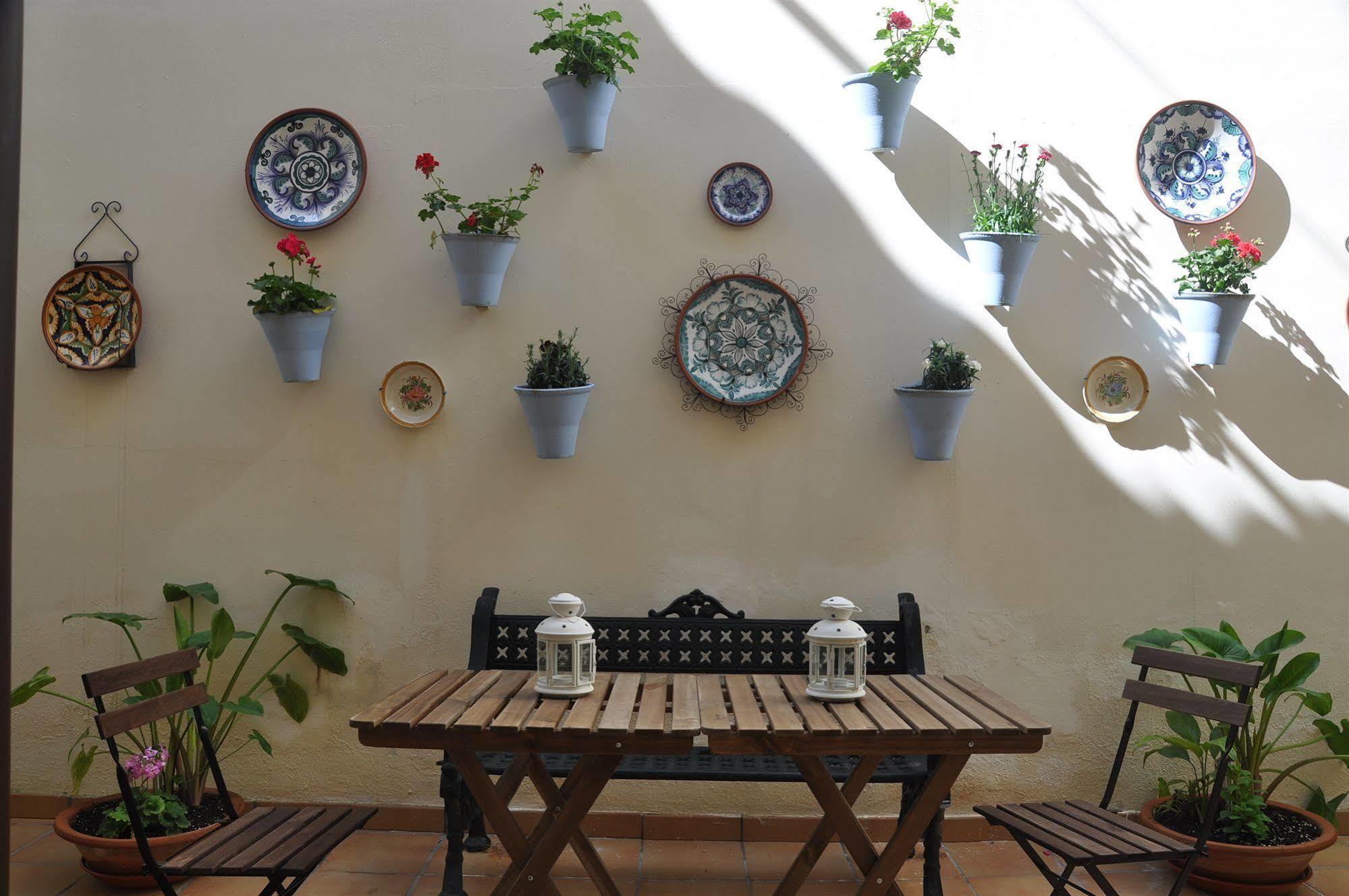 Hostal Azahar กอร์โดบา ภายนอก รูปภาพ